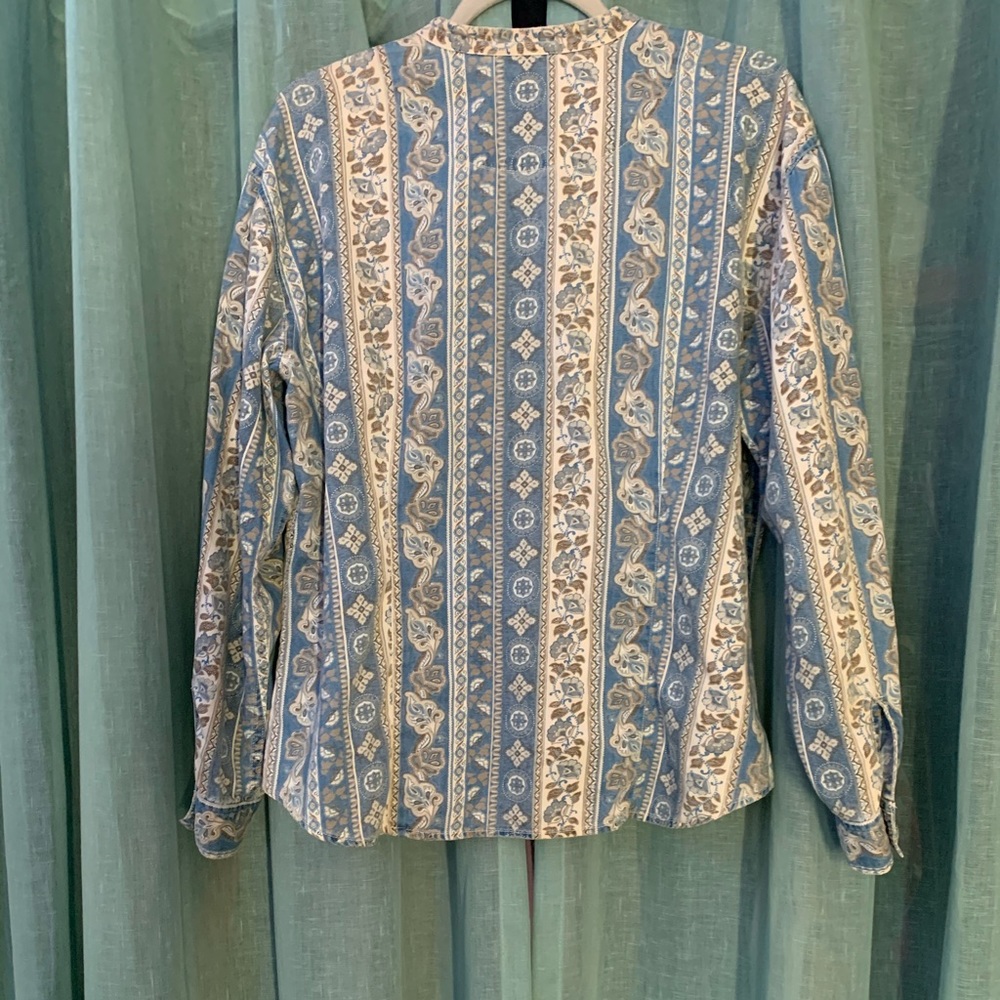 Paisley Button Up - Picture 2 of 5